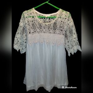 Pretty Angel Crochet Bodice Balloon Hem White Dressy Blouse Sz. Small